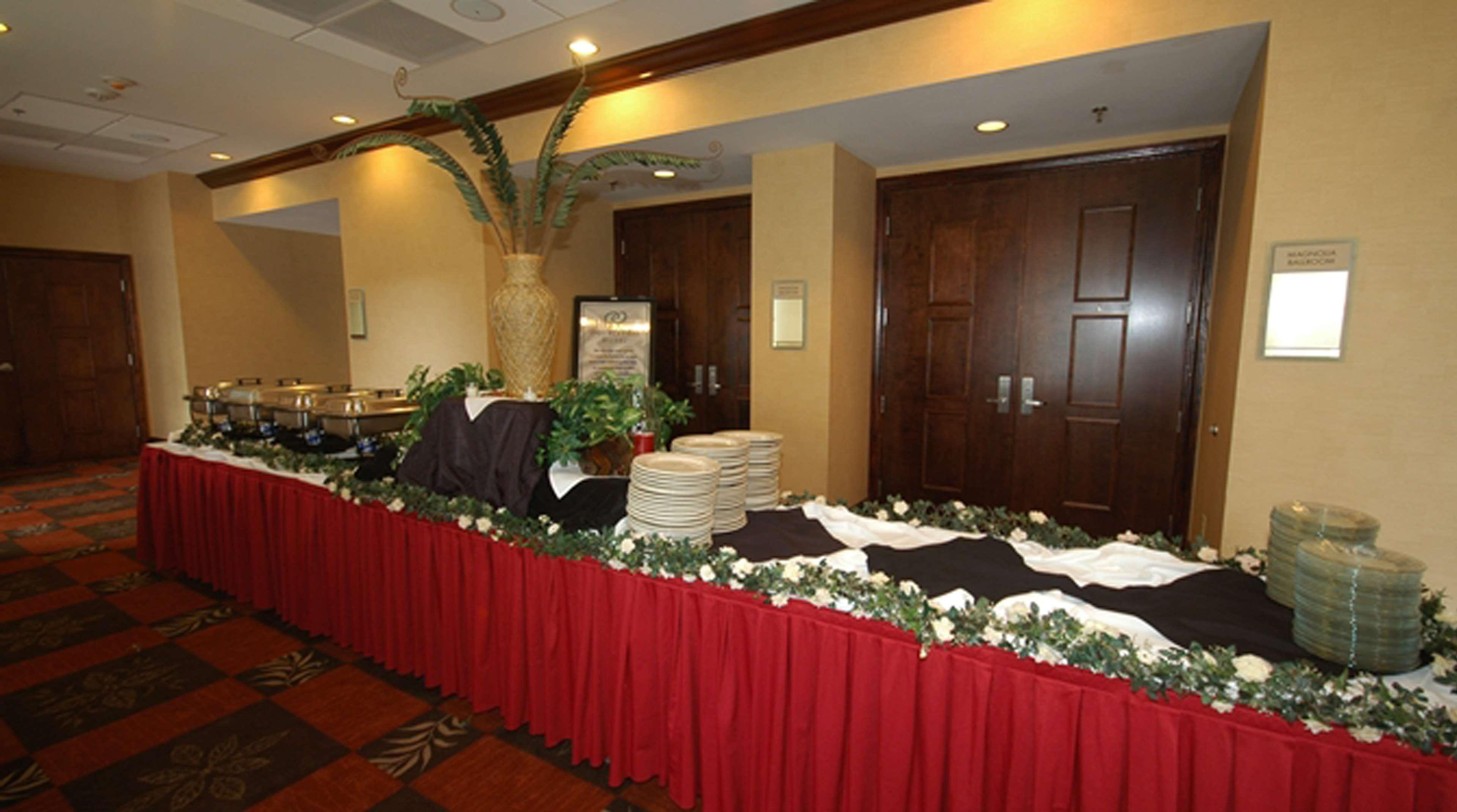 Doubletree By Hilton Rocky Mount Hotell Restaurant bilde