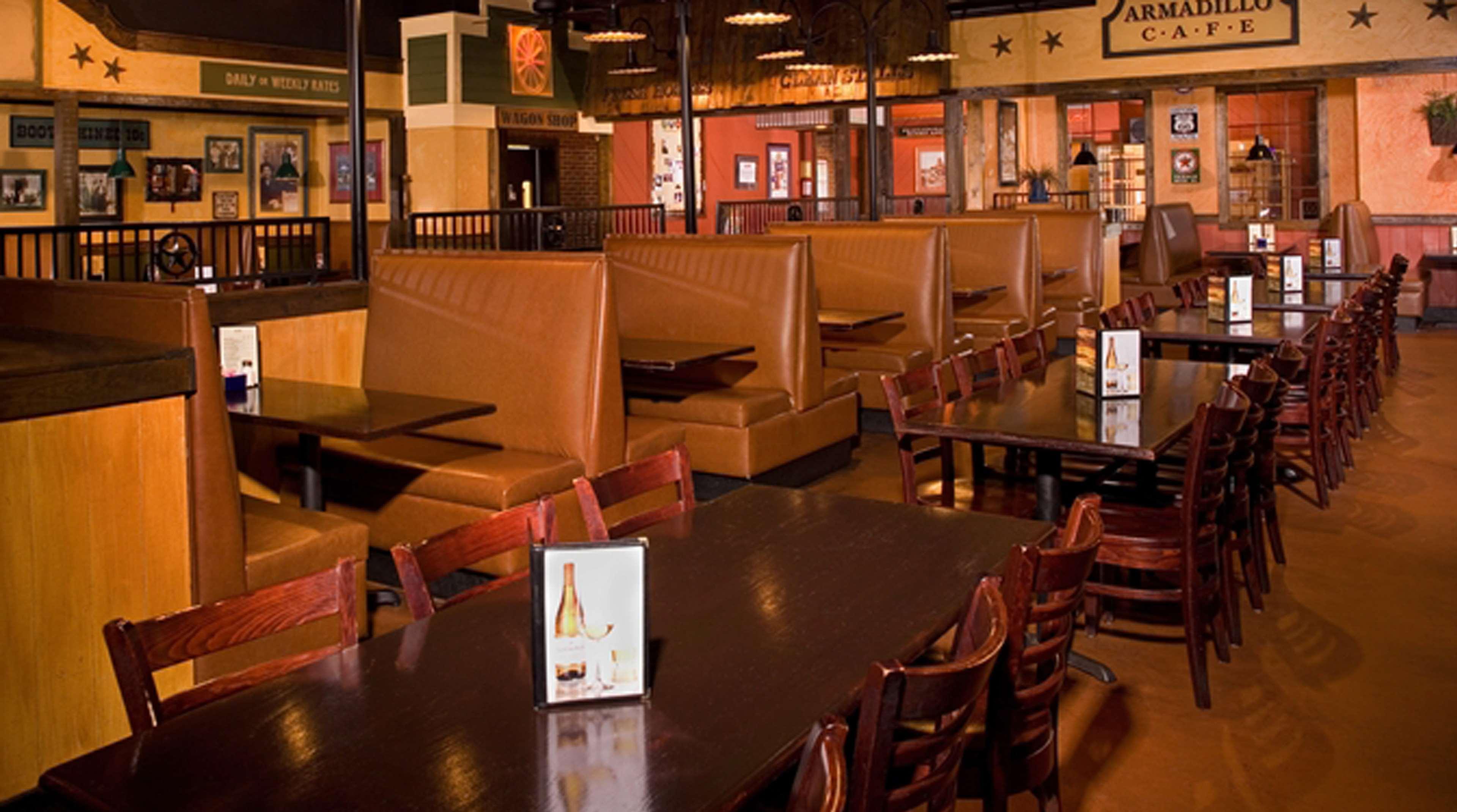 Doubletree By Hilton Rocky Mount Hotell Restaurant bilde